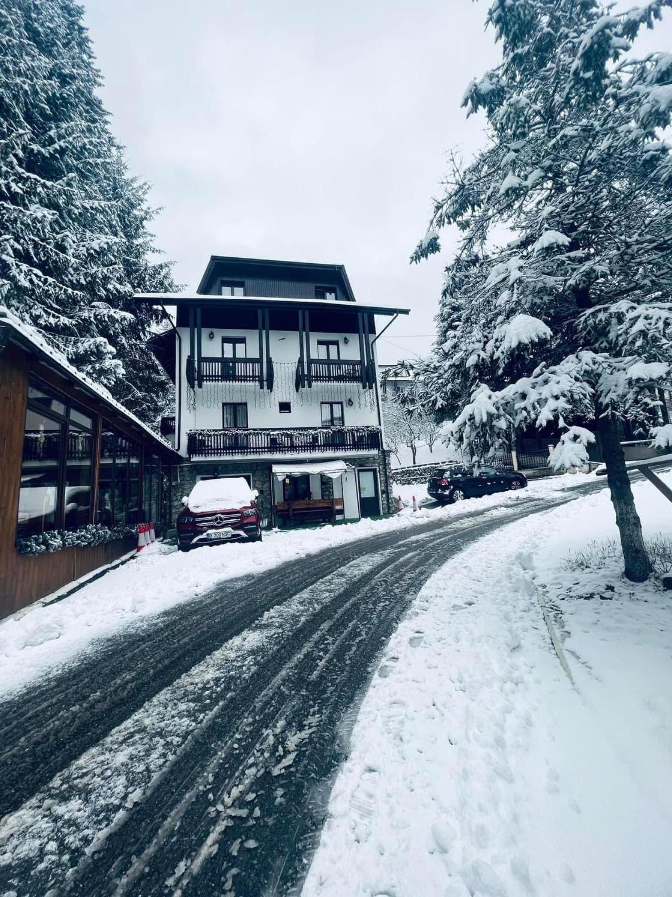 Cabana Din Poienita Poiana Brasov Exterior foto
